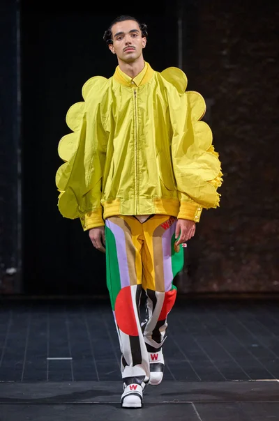Look 23